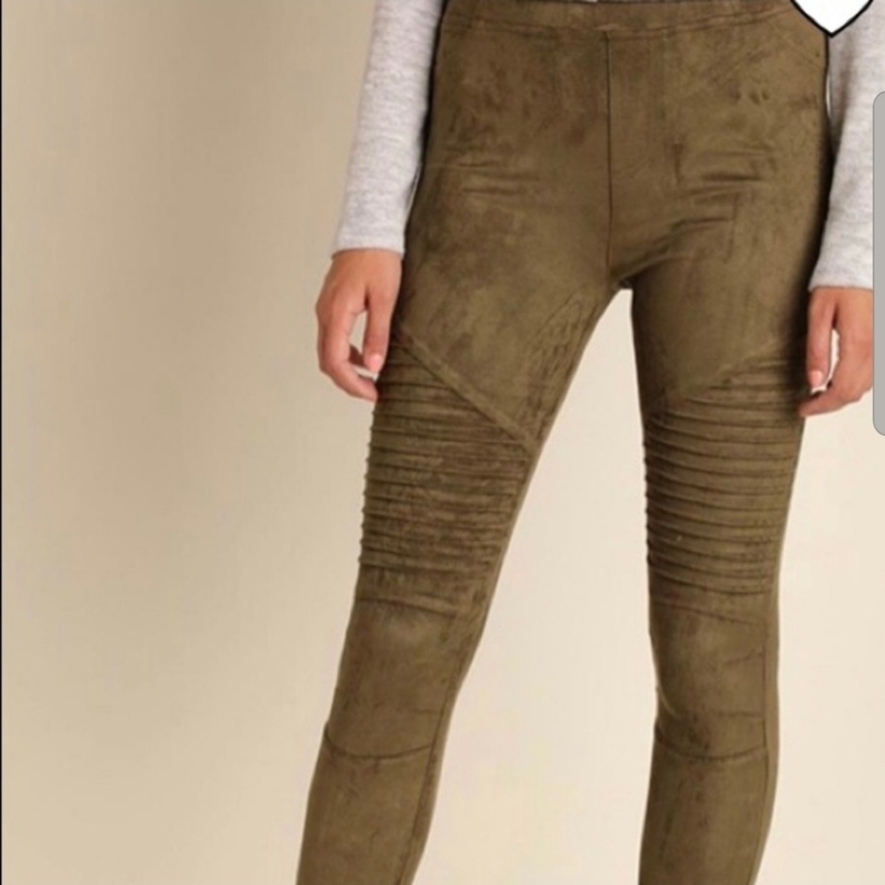 Umgee suede tights